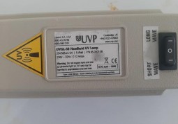 Thông số kỹ thuật của đèn chiếu UV Chiều cao của đèn chiếu UV Đèn UV ở 5