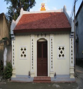 Nơi thờ hoàng hậu vua Mạc Kính Vũ Di tích cự thạch đôi guốc đá tại xã 1