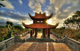 Buổi sáng Đoàn dùng điểm tâm sáng Đoàn tham quan  Bảo tàng Côn Đảo 5