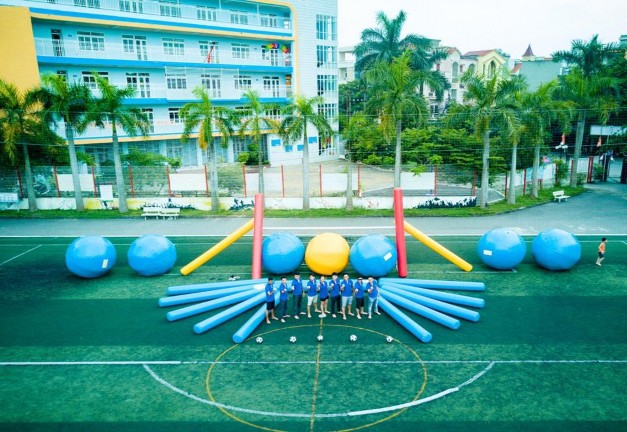 Hình ảnh đồ chơi bóng hơi gậy hơi để làm các hoạt động Team building 6