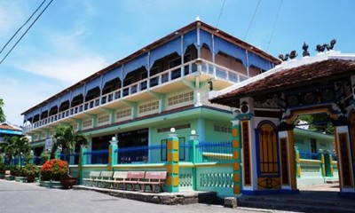 Hình 2 2 Nhà Lớn Long Sơn hay còn gọi là đền Ông Trần Sinh thời ông Mưu 1