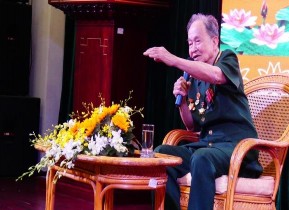 Clip kể chuyện lịch sử Thứ ba GV có thể chuẩn bị các clip về các câu 2