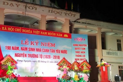 Hình ảnh 3 3 Em Hoàng Thị Hương học sinh trường THPT Nguyễn Trường Tộ phát 5
