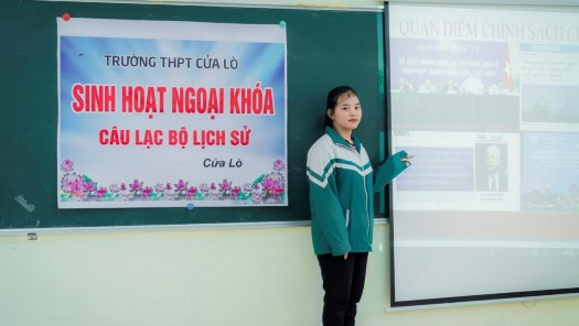 Thầy giáo Mai Văn Đạt phát biểu nhận xét về việc tổ chức HĐNK tại Bảo 6