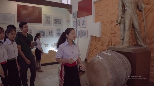 Tàng Quân khu IV Một số hình ảnh học sinh thuyết minh tại Bảo tàng Quân khu IV 9