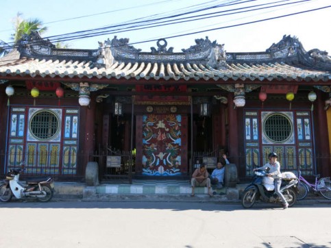 Ảnh 9 Chùa Ông Quan Công Miếu Ảnh 10 Giếng cổ 9