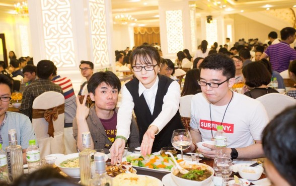 Lê kiểu Pháp Một số hình ảnh khác Trung tâm hội nghị tiệc cưới Lạc Hồng 14