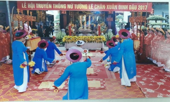 Hình ảnh Nghi thức múa sinh tiền trong lễ tế tại đền Nghè Hình ảnh Nghi 1