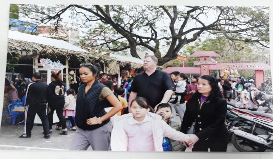 Ảnh Hình ảnh du khách tham dự Chợ quê của lễ hội 12