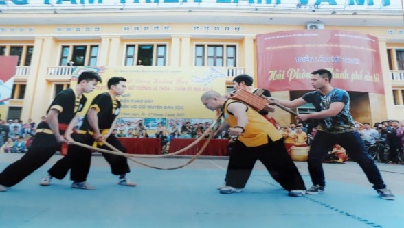 Ảnh Biểu diễn khí công trong lễ hội Ảnh Biểu diễn thi pháp trong lễ hội 5