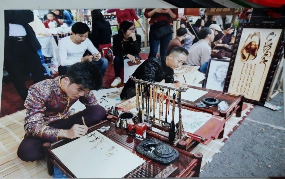 Ảnh Biểu diễn thi pháp trong lễ hội Ảnh Biểu diễn thi pháo đất trong lễ 6