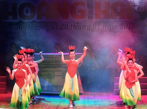 Múa đèn Đông Anh Tác giả sưu tầm Chương trình dự thi liên hoan đội 8