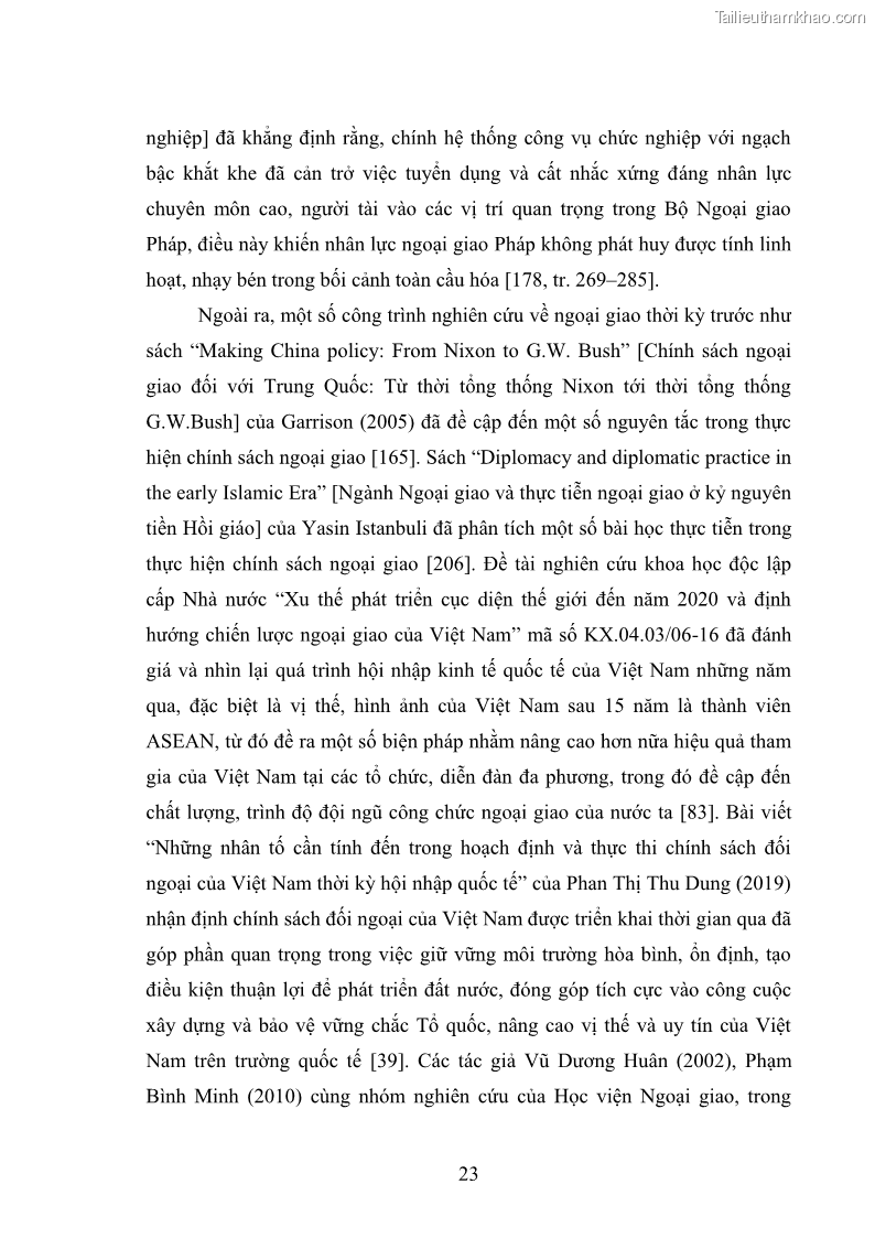 Luận án tiến sĩ chính sách công Thực hiện chính sách phát triển nhân lực ngành Ngoại giao ở Việt Nam hiện nay - 3 Trang 32