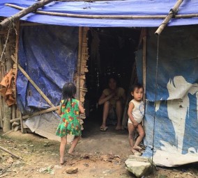 Hình 6 Nhà người dân tại Hà Giang Hình 5 Hình ảnh trứng giun trong mẫu phân 5