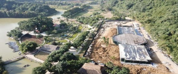 Toàn cảnh công trình sai phép xâm hại vùng lõi Danh thắng Tràng An của Công ty 1