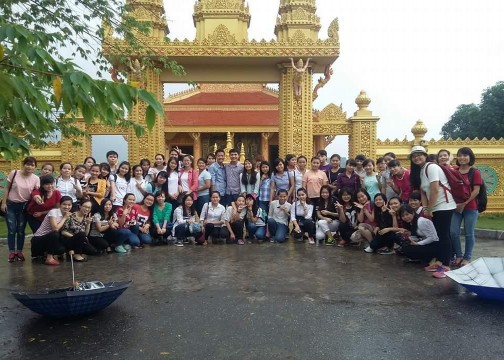 SV K62 thực hành hoạt động dạy học trải nghiệm sáng tạo cho HS THPT Sơn Tây 7