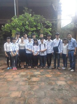 SV K62 thực hành hoạt động dạy học trải nghiệm sáng tạo cho HS THPT Sơn Tây 9