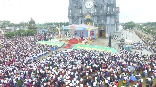 Bác Trạch Đại lễ được tổ chức tại Nhà Thờ Bác Trạch vào ngày 24 4 2019 8