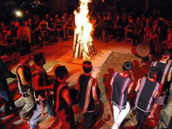 Cơ Tu Lễ Hội Đâm Trâu MỘT SỐ HÌNH ẢNH KHÁC VỀ CUỘC SỐNG CỦA NGƯỜI CƠ TU 9