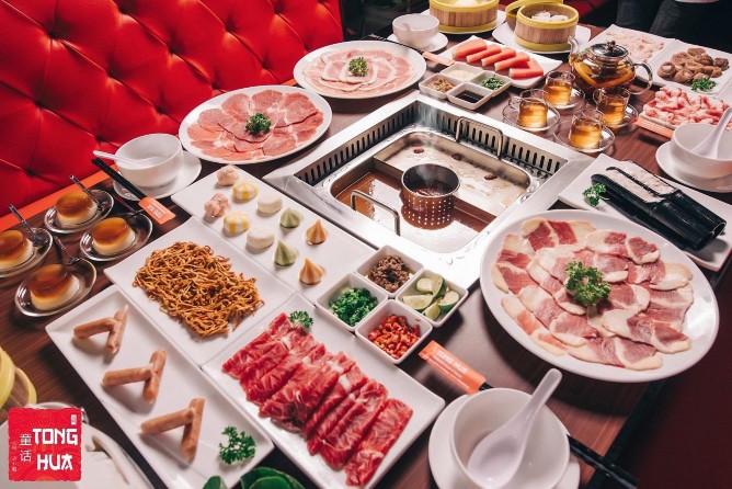 HÌNH ẢNH VỀ 1 BÀN CỦA KHÁCH KHI DÙNG TẠI TONG HUA KHÁCH HÀNG DÙNG BỮA TẠI NHÀ 1