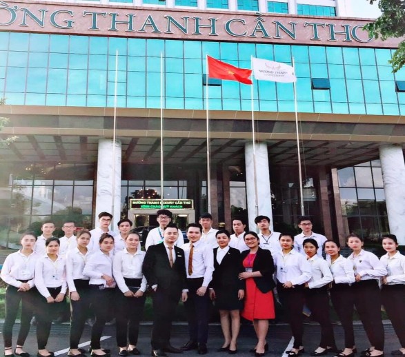 Hình Sinh viên Việt Nam học Trường ĐH An Giang học tập tại Khách sạn Mường 2