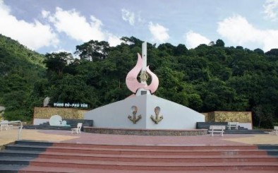 Hình 3 12 Di tích Bến tàu không số Vũng Rô tỉnh Phú Yên Nguồn NCS tự chụp 1