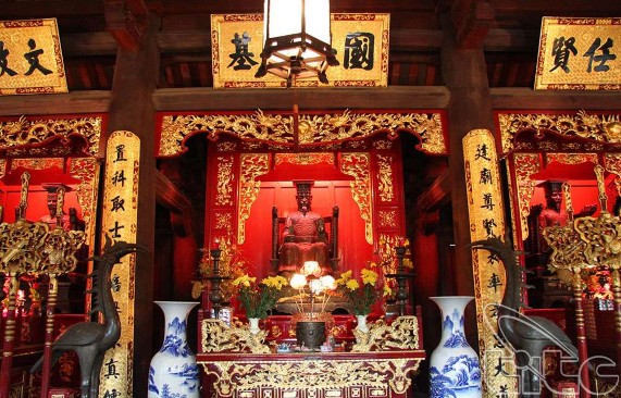 Hình 11 Nghi lễ tâm linh Nguồn vietnamtourism com 2016 Hình 12 Du lịch thực hành 1