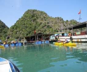 Hình 4 15 Làng chài Trà Báu Hình 4 16 Hang Quả Vàng Nguồn ảnh Nghiên cứu 3