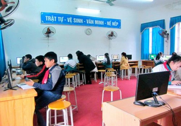 Hình 19 Tiết học Công nghệ thông tin của học sinh Trường THCS Quyết Thắng 18