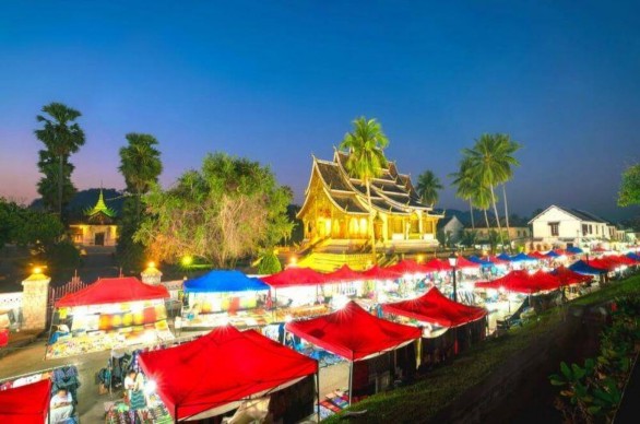 Chợ đêm Luang Prabang Nguồn Tác giả chụp ngày 12 tháng 12 năm 2019 9