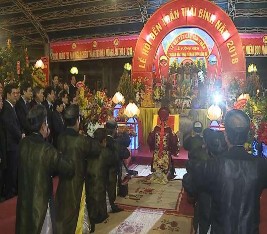 Lễ hội đền Trần Thái Bình Đền Tiên La Hầu đồng tại đền Tiên La Một số 8