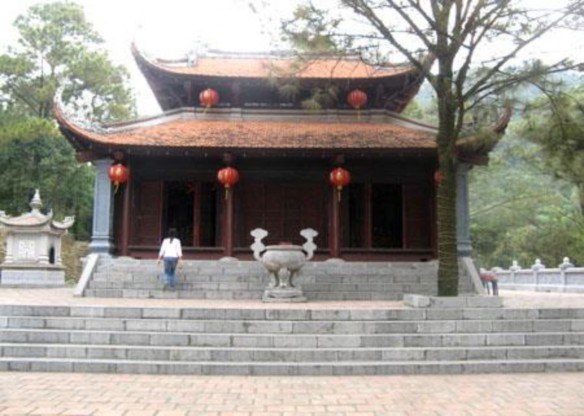 Hình 4 8 Đền thờ Trần Nguyên Đán 26 Đây là đền thờ Chương túc Quốc 6