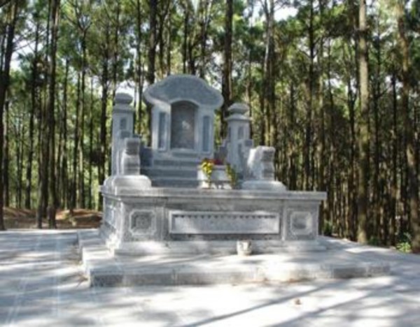 Miếu Ngũ Nhạc gồm có năm miếu đều quay về hướng Nam – nơi có hồ Côn Sơn 8