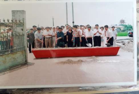 5 2 2 Lãnh đạo tỉnh huyện và xã Đồng Tâm khởi công xây dựng Tam quan đền 9