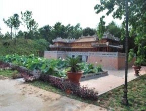 Mô hình Ngọ Môn Huế Mô hình Bến Nhà Rồng Làng nghề bánh tráng Phú Hòa Đông 3