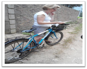 Ảnh 9 Phỏng vấn du khách Ảnh 10 Các ấn phẩm quảng bá về Ba Bể Ảnh 11 Góc 7