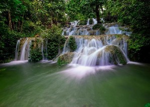 Hình 11 Khai quật di chỉ khảo cổ Hình 12 Thác Thần Sa 5 Một số sản vật 13