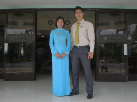 Trang phục văn phòng Trang phục nhân viên phục bàn Trang phục bếp Trang phục 9