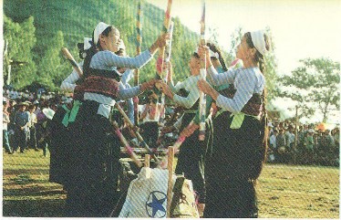 Ảnh 9 Múa Kéng Lóng trong Lễ hội truyền thống của người Thái Mai Châu Nguồn 9