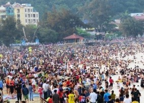 Ví dụ liên quan đến sự phát triển du lịch Cát Bà Đồ Sơn nhiều doanh 2