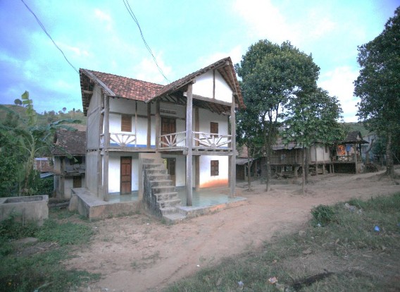 Ả nh 15 Nhà được cách tân của người Bahnar tại phường Thắng Lợi Nguồn 11