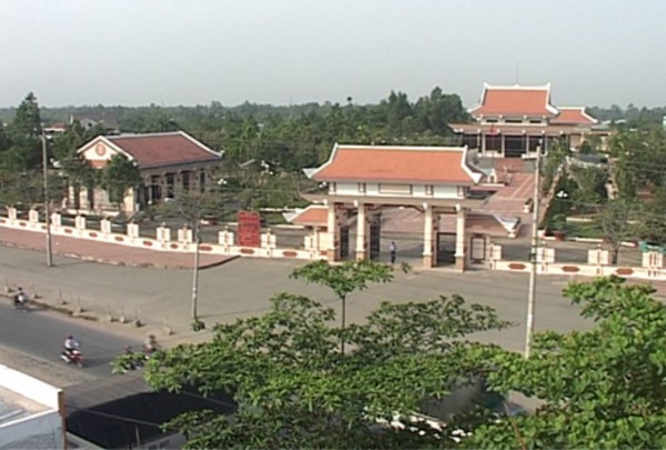 Khu lưu niệm cố chủ tịch hội đồng bộ trưởng Phạm Hùng Lăng ông Thống 6