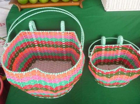 Hình 2 12 Sản phẩm của làng nghề Hưng Mỹ Hình 2 13 Sản phẩm của làng nghề 10