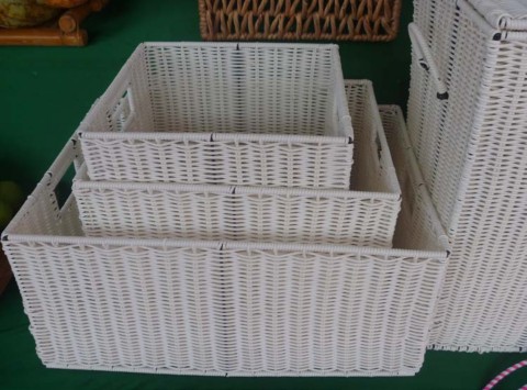 Hình 2 13 Sản phẩm của làng nghề Hưng Mỹ Hình 2 14 Sản phẩm của làng nghề 11