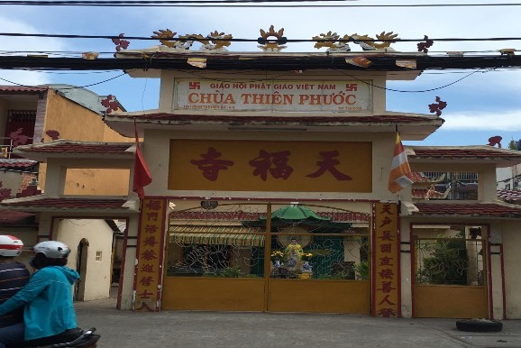 Hình Mặt cửa chính chùa Thiên Phước Hình Mặt tiền chùa Thiên Phước 11
