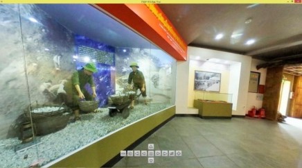 Hình 2 1 Tham quan di tích 3D Để tổ chức buổi tham quan di tích 3D GV cần chuẩn 1