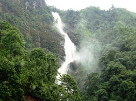 Hình 4 14 Tháp truyền hình Thác Bạc Nguồn ảnh VQG Tam 14