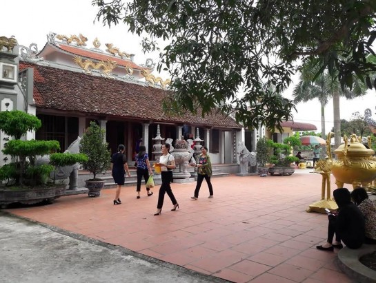 6 3 Toàn cảnh phía trước di tích Nguồn Tác giả chụp tháng 10 2017 6 4 Mặt 3