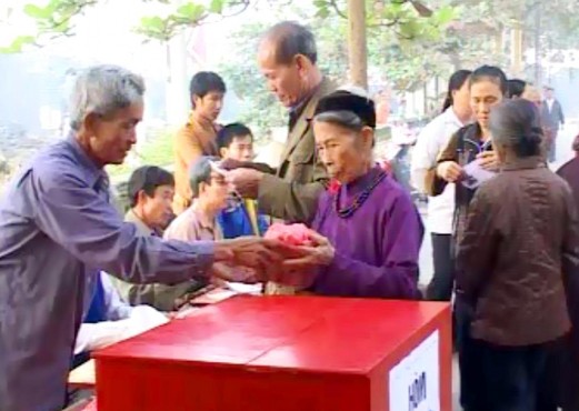 6 14 Nhân dân công đức Nguồn Tác giả sưu tầm 13