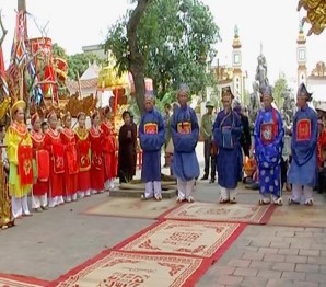 6 12 Nghi thức tế Nam quan và Nữ quan trong lễ hội Nguồn Tác giả sưu tầm 6 13 7